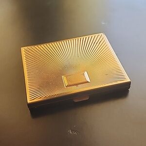 Gold Revlon Love-Pat Cream Beige Powder Compact
